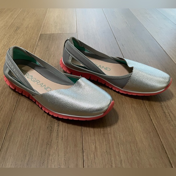 Cole Haan Zerogrand Silver Flats, Women’s Size 7.5 - Picture 2 of 5